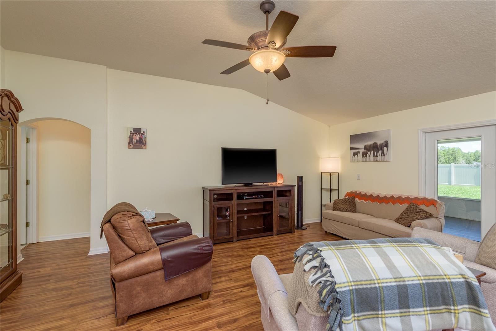 Image 9 of 38 For 6351 Desert Peace Avenue