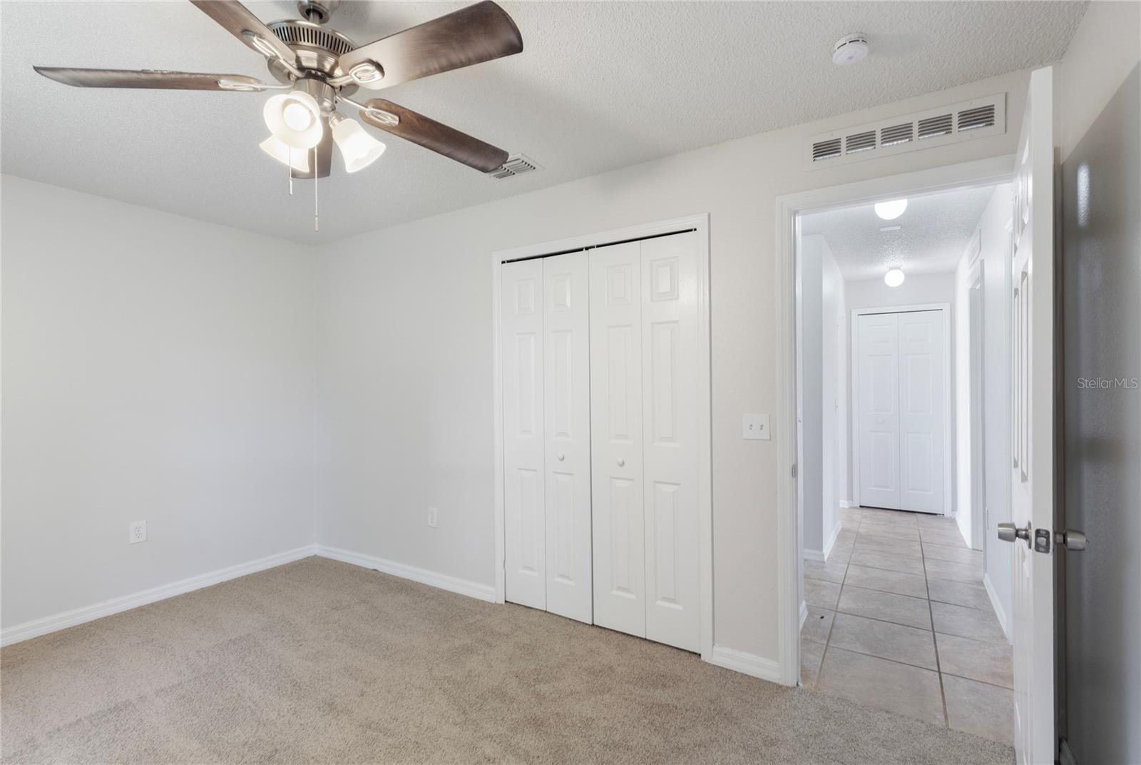 Listing photo id 19 for 14006 Amero Lane