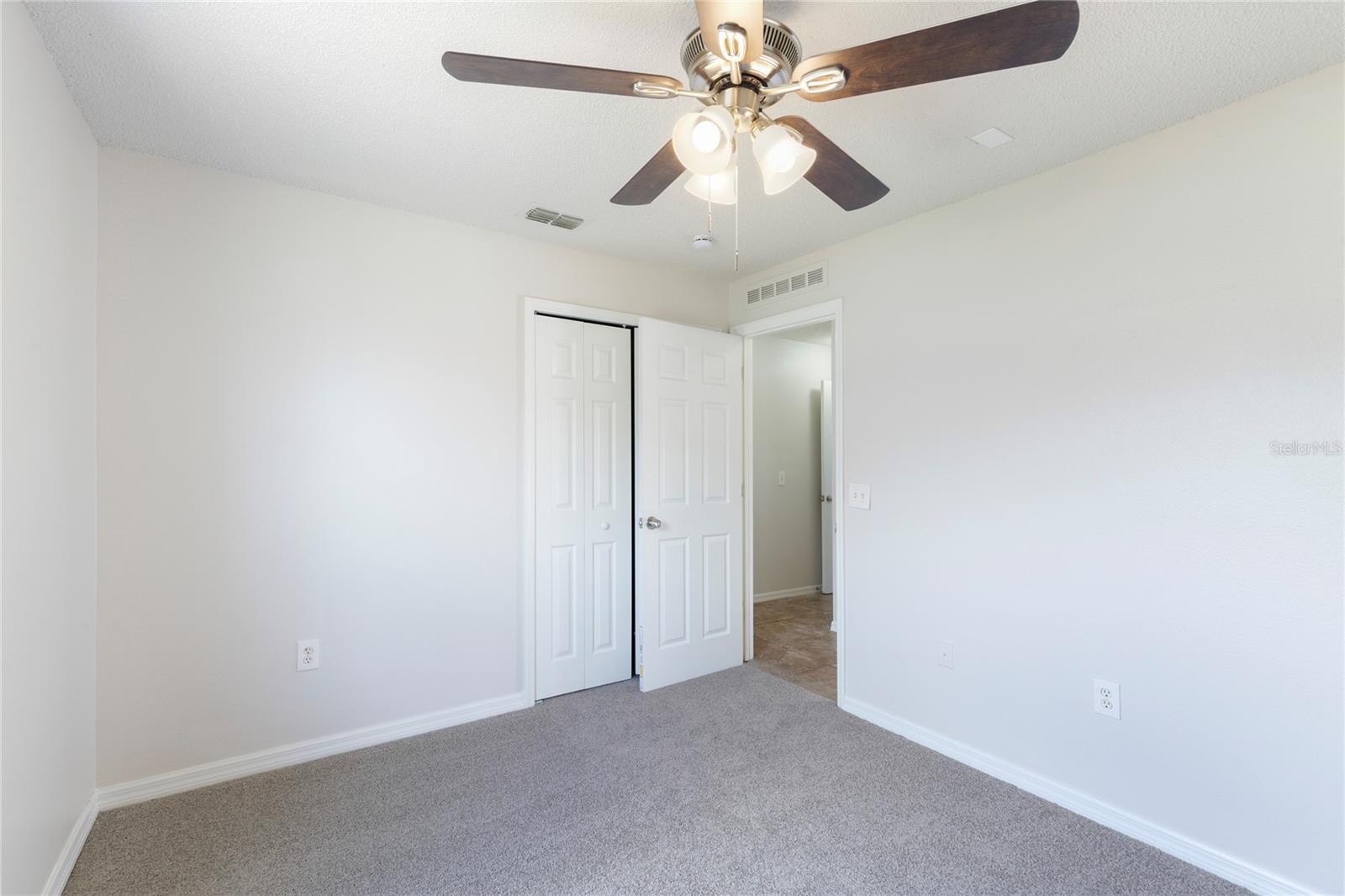Listing photo id 21 for 14006 Amero Lane