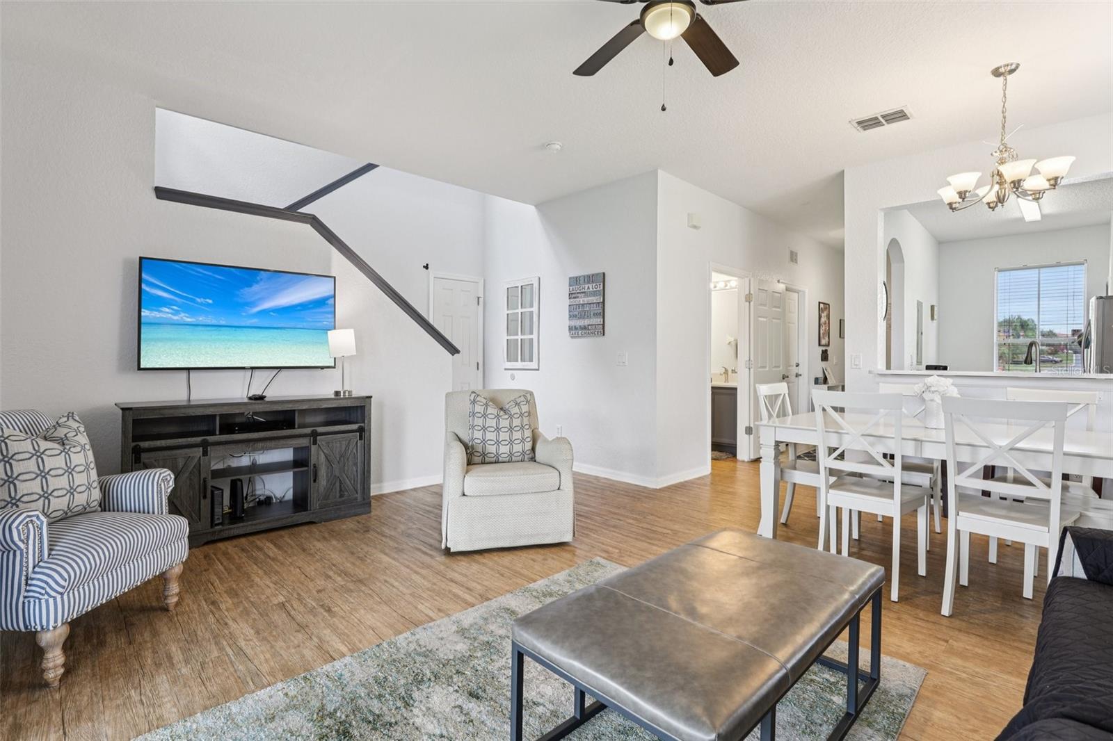 Image 3 of 34 For 1052 Calabria Avenue