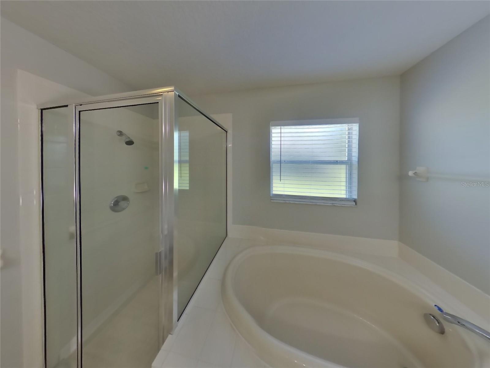 Image 10 of 16 For 5440 Idleweise Court