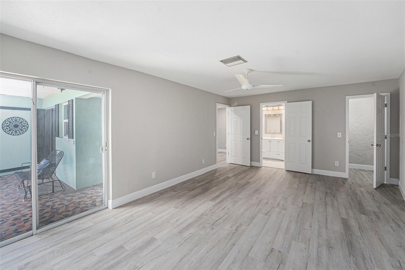 Image 15 of 31 For 384 Boca Ciega Point Boulevard