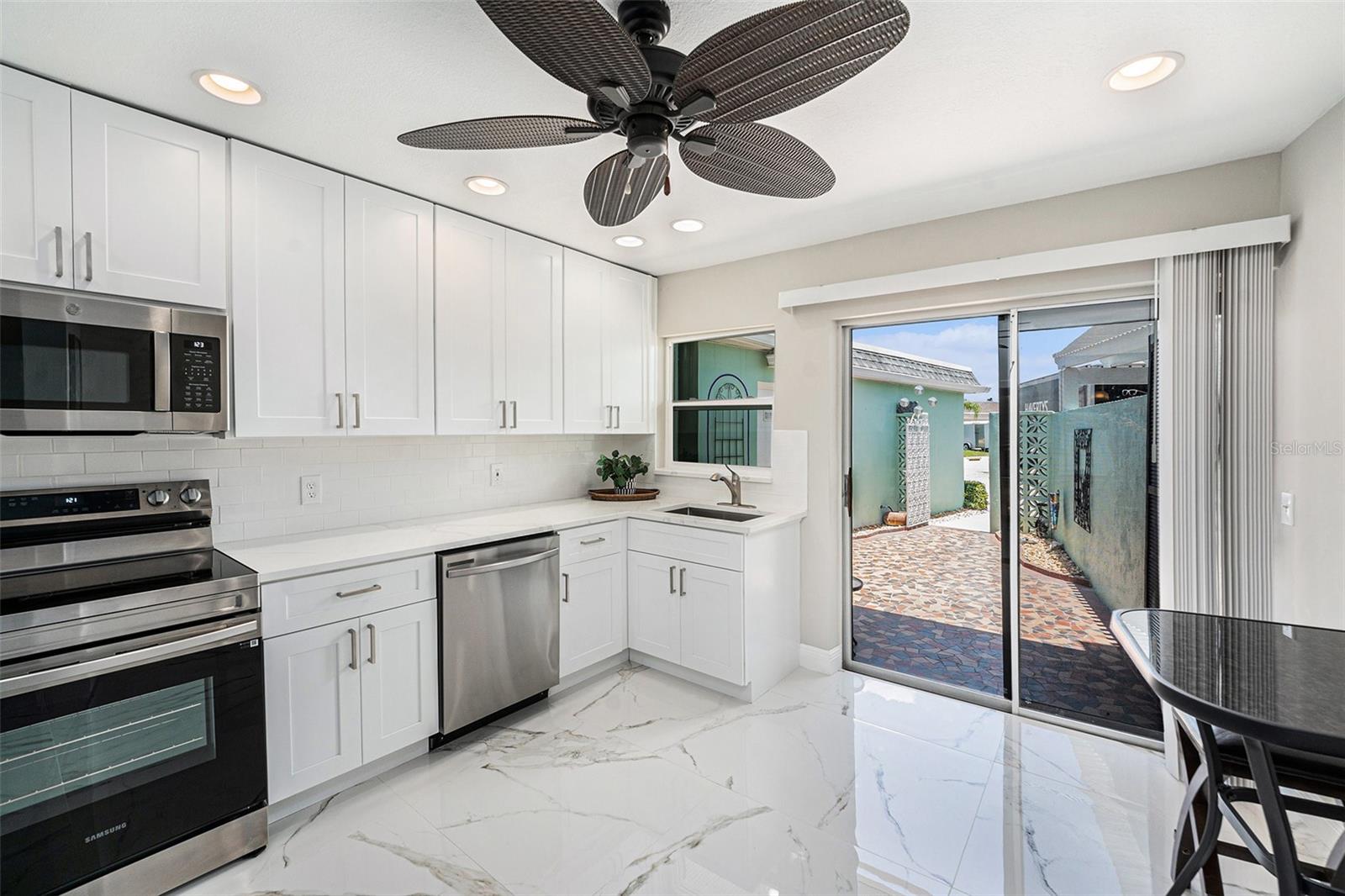 Image 7 of 31 For 384 Boca Ciega Point Boulevard