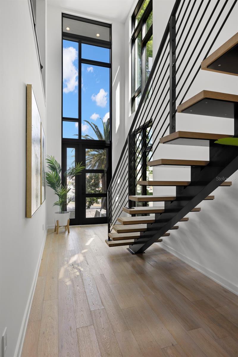 Image 11 of 86 For 98 Davis Boulevard