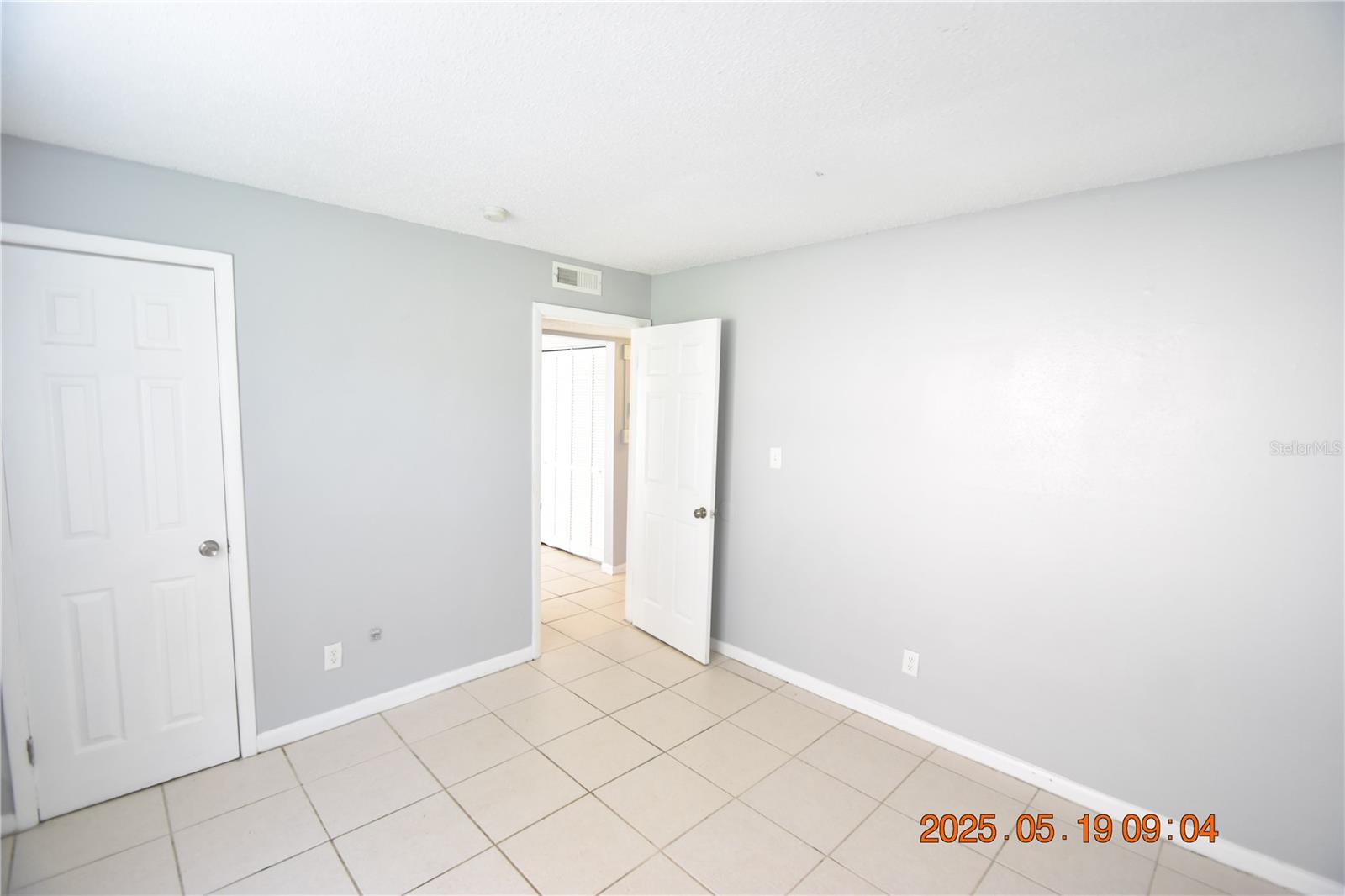Image 18 of 20 For 2207 Irene Street