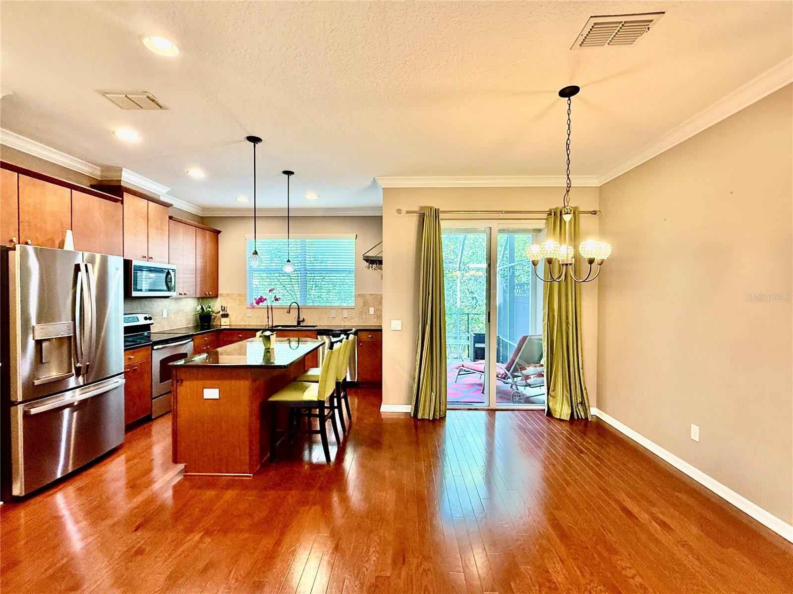 Image 12 of 41 For 12574 Silverdale Street