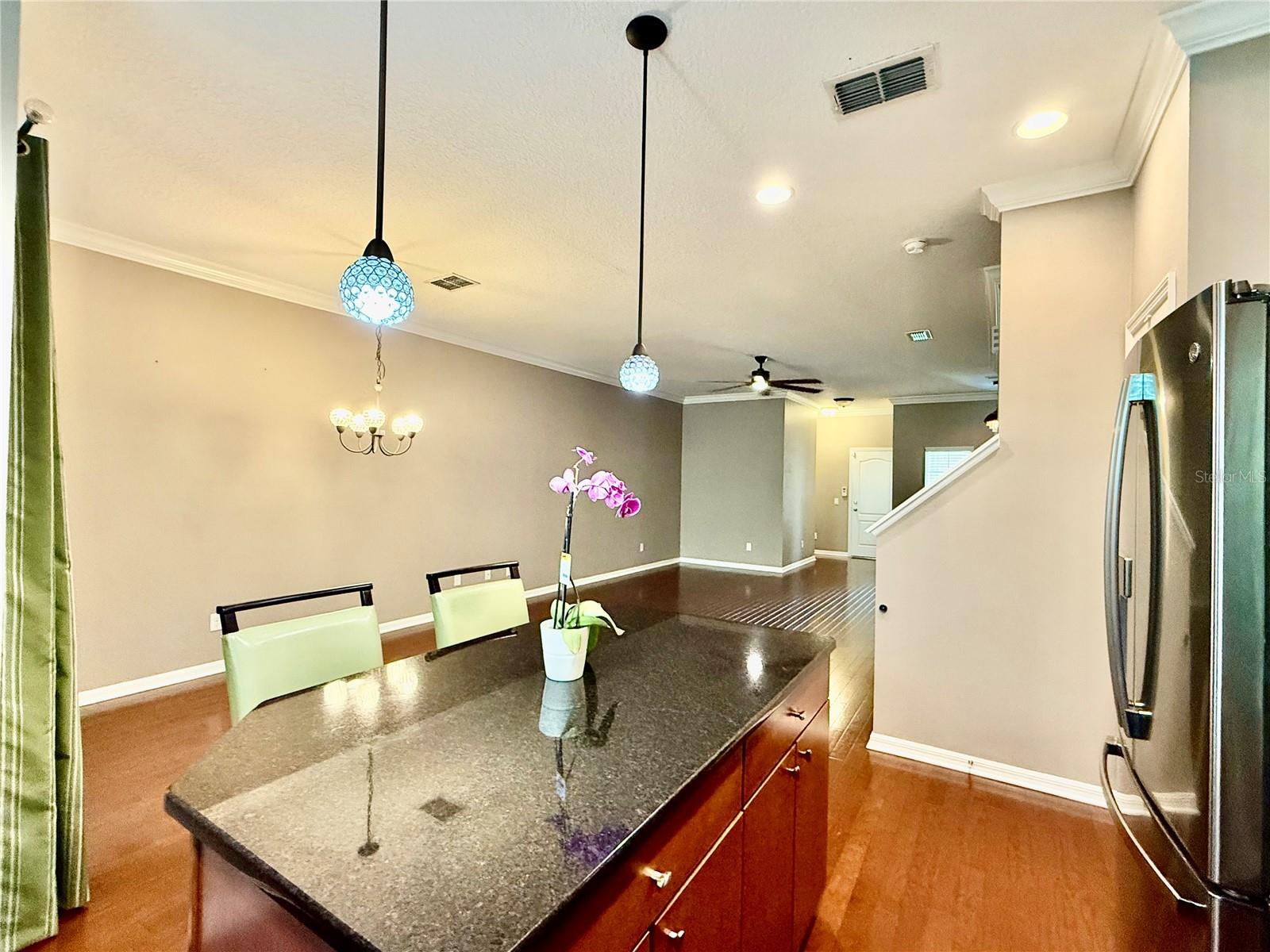 Image 17 of 41 For 12574 Silverdale Street