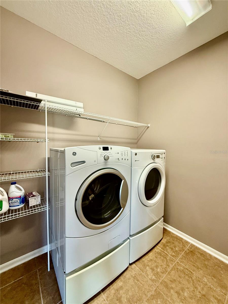 Image 35 of 41 For 12574 Silverdale Street