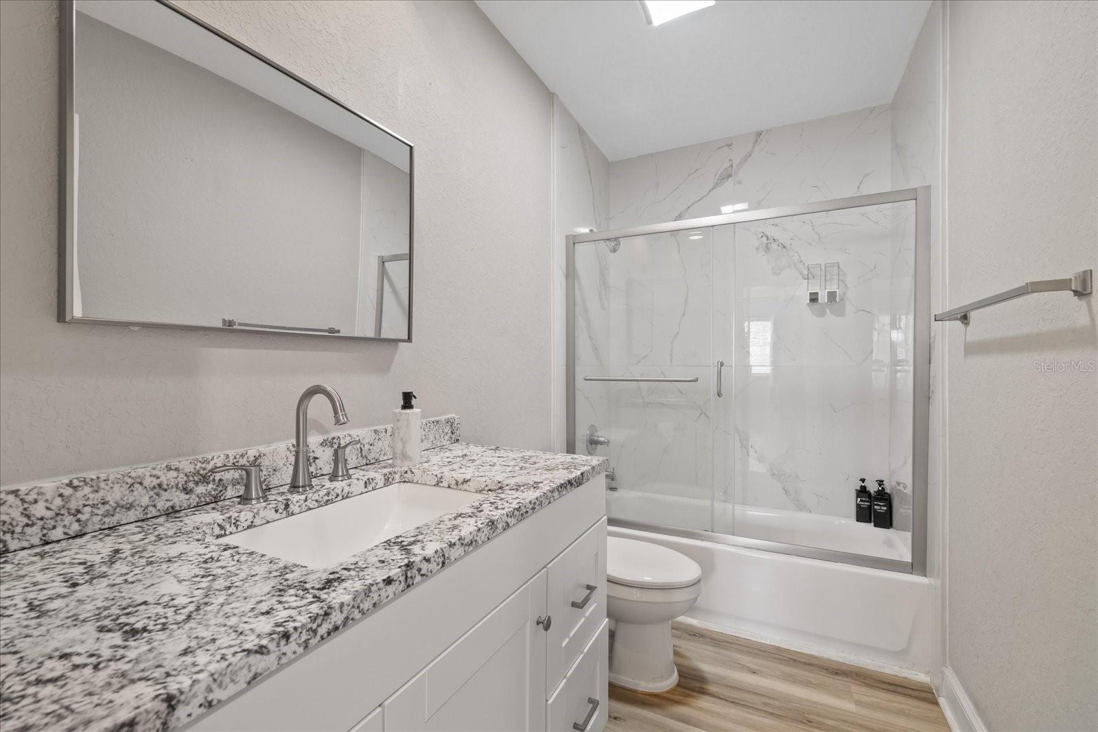 Image 17 of 30 For 1504 Mcberry Street