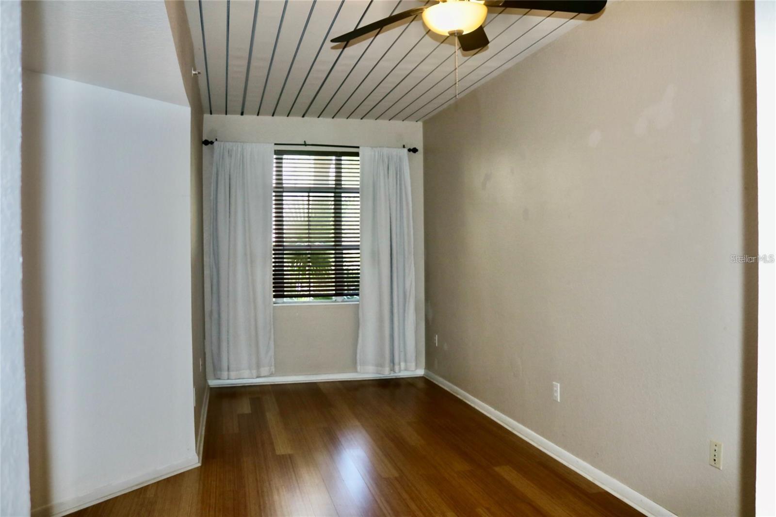 Image 11 of 17 For 520 Armenia Avenue 1218