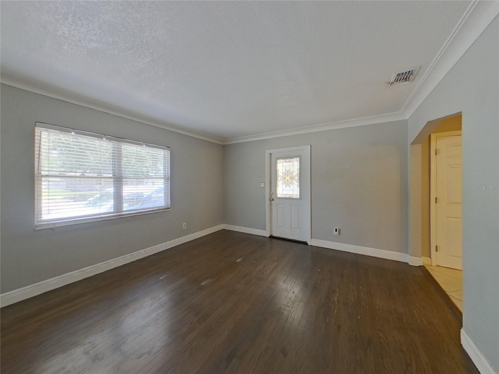 Image 10 of 28 For 5149 22nd Avenue N