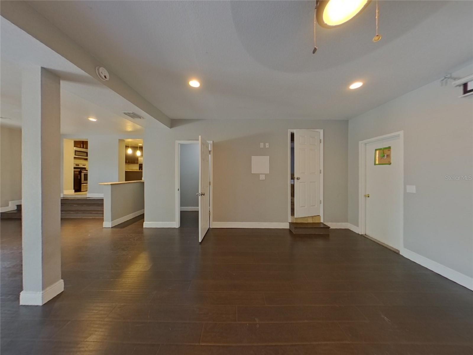 Image 21 of 28 For 5149 22nd Avenue N