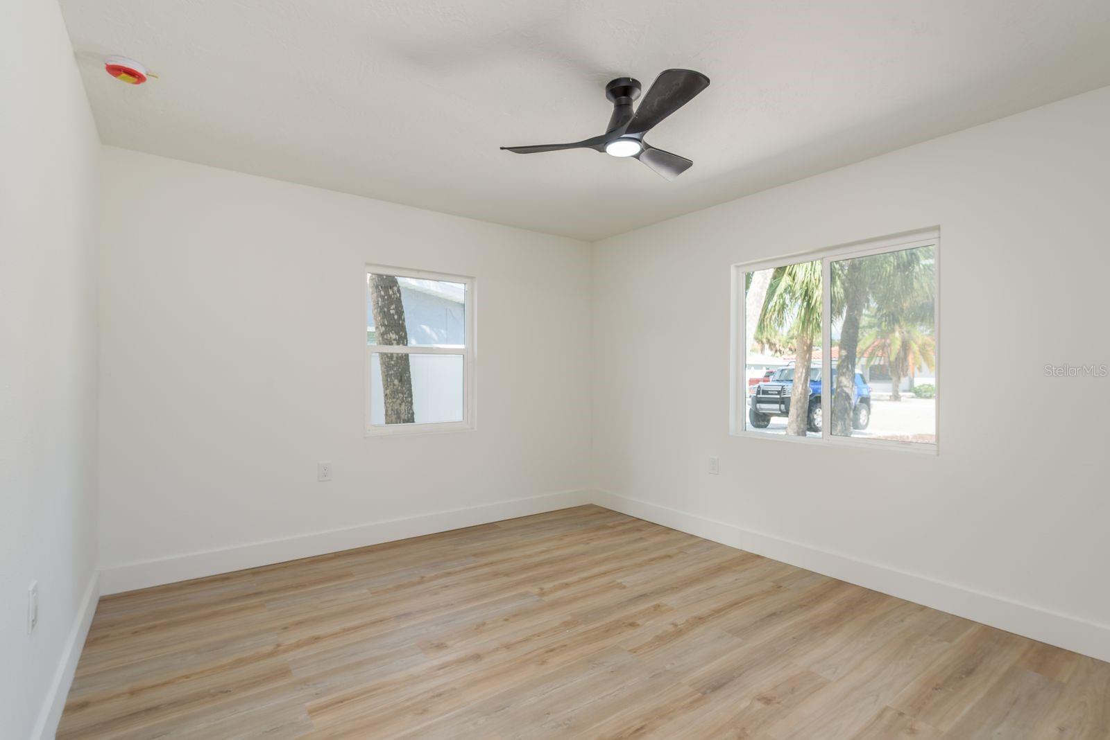 Image 10 of 23 For 463 85th Avenue