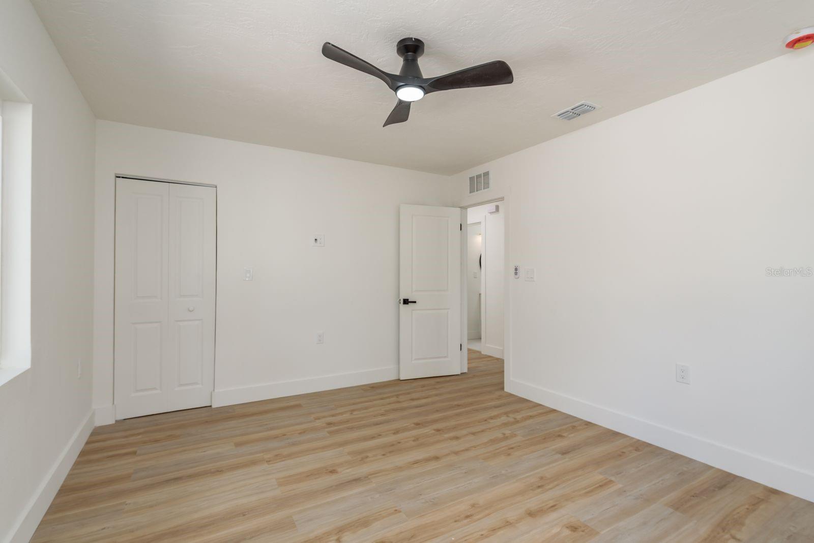 Image 12 of 23 For 463 85th Avenue