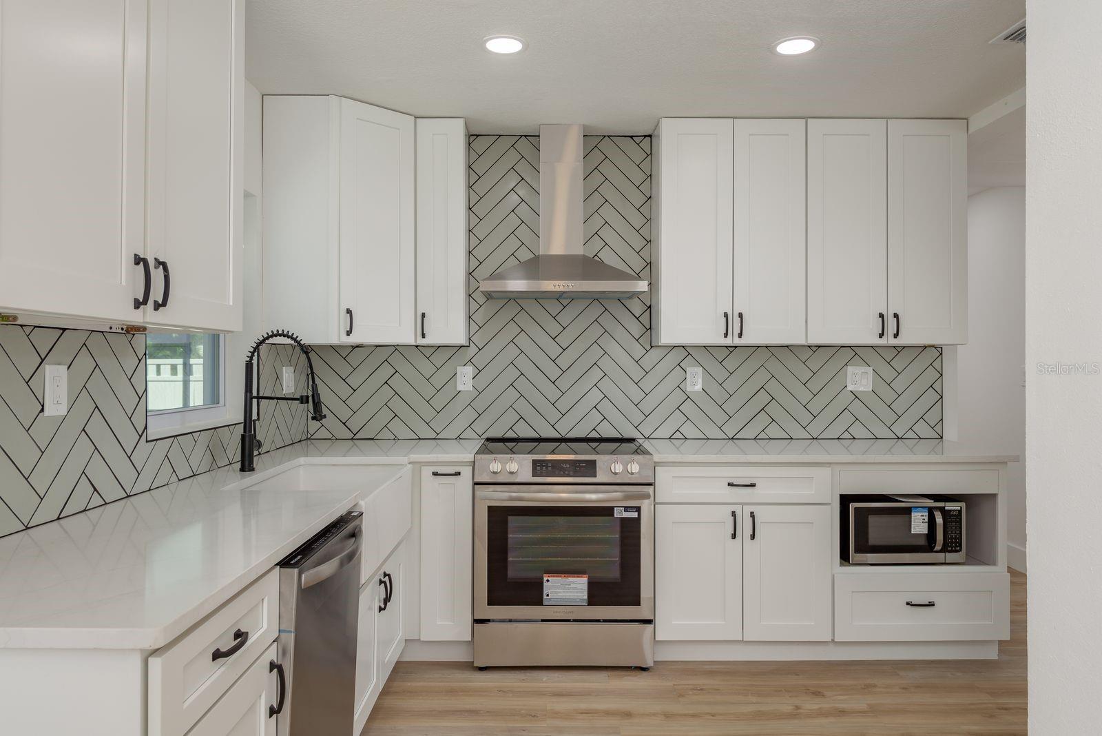 Image 3 of 23 For 463 85th Avenue