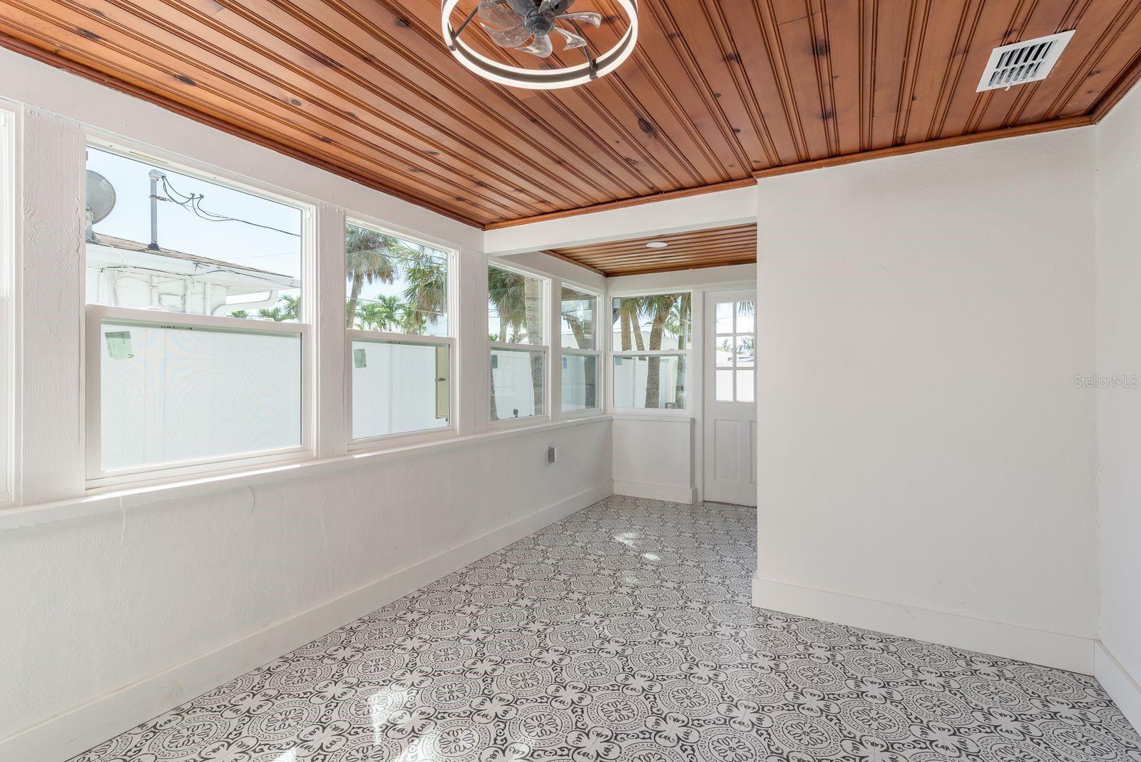 Image 8 of 23 For 463 85th Avenue