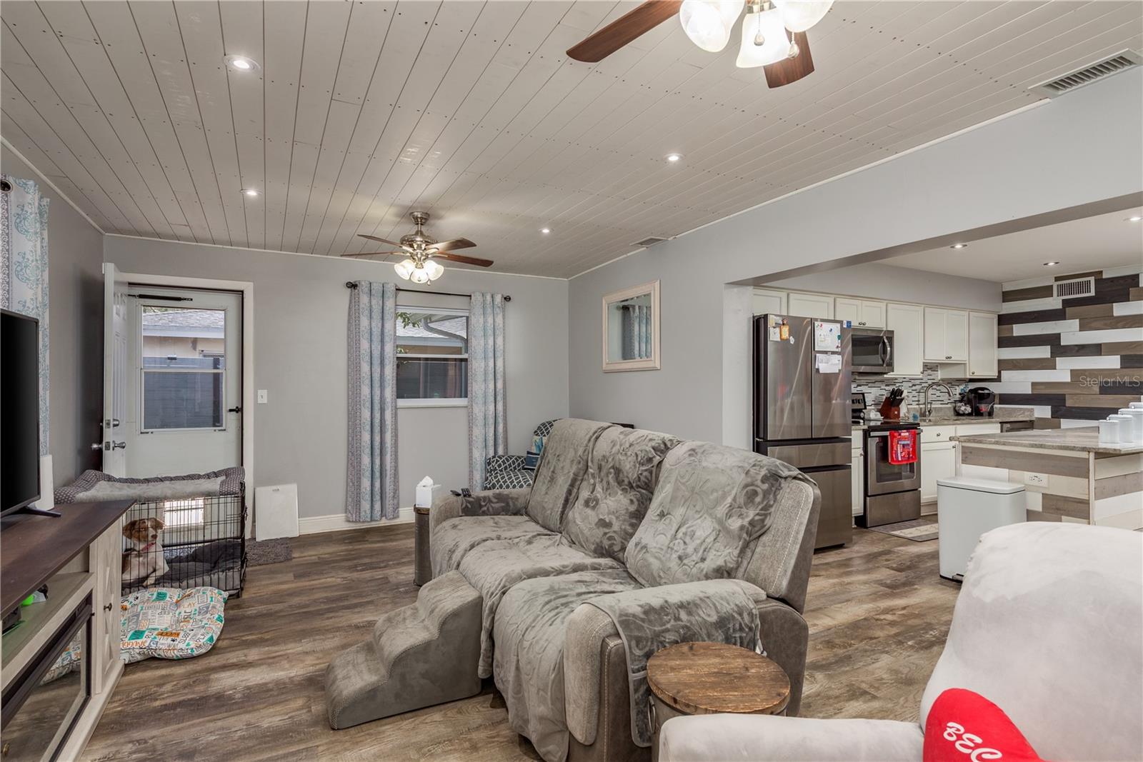 Image 11 of 42 For 1144 Woodbrook Drive