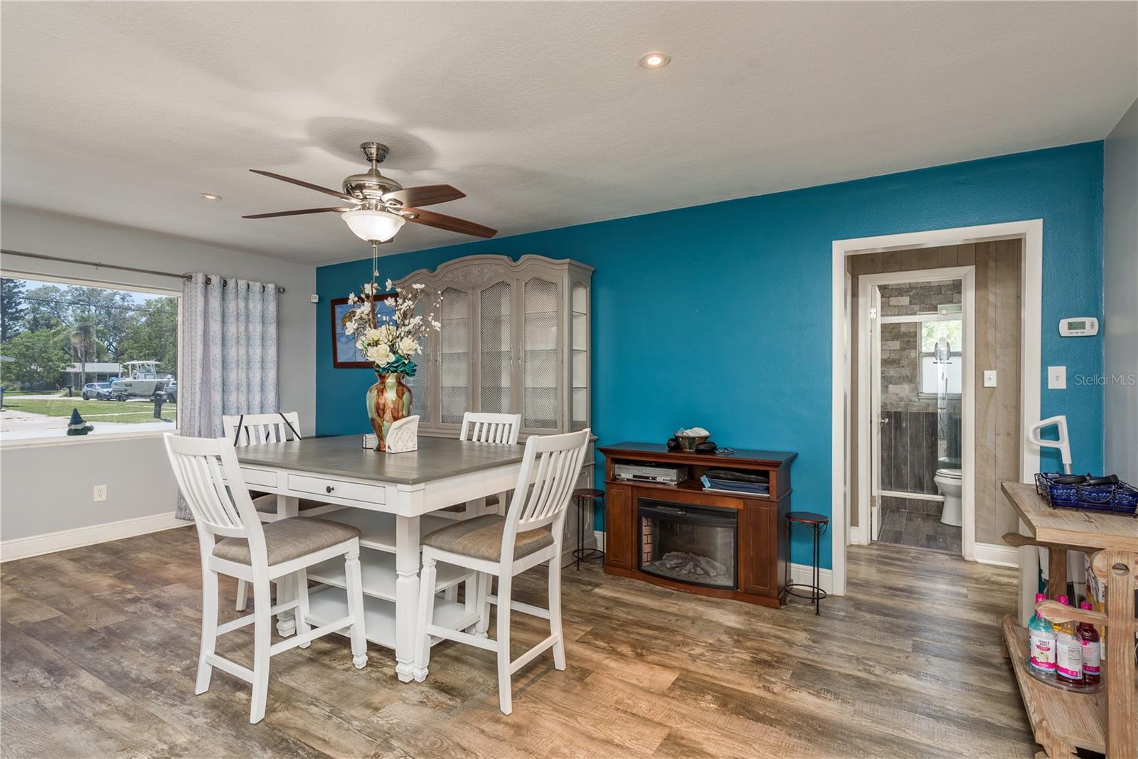Image 9 of 42 For 1144 Woodbrook Drive