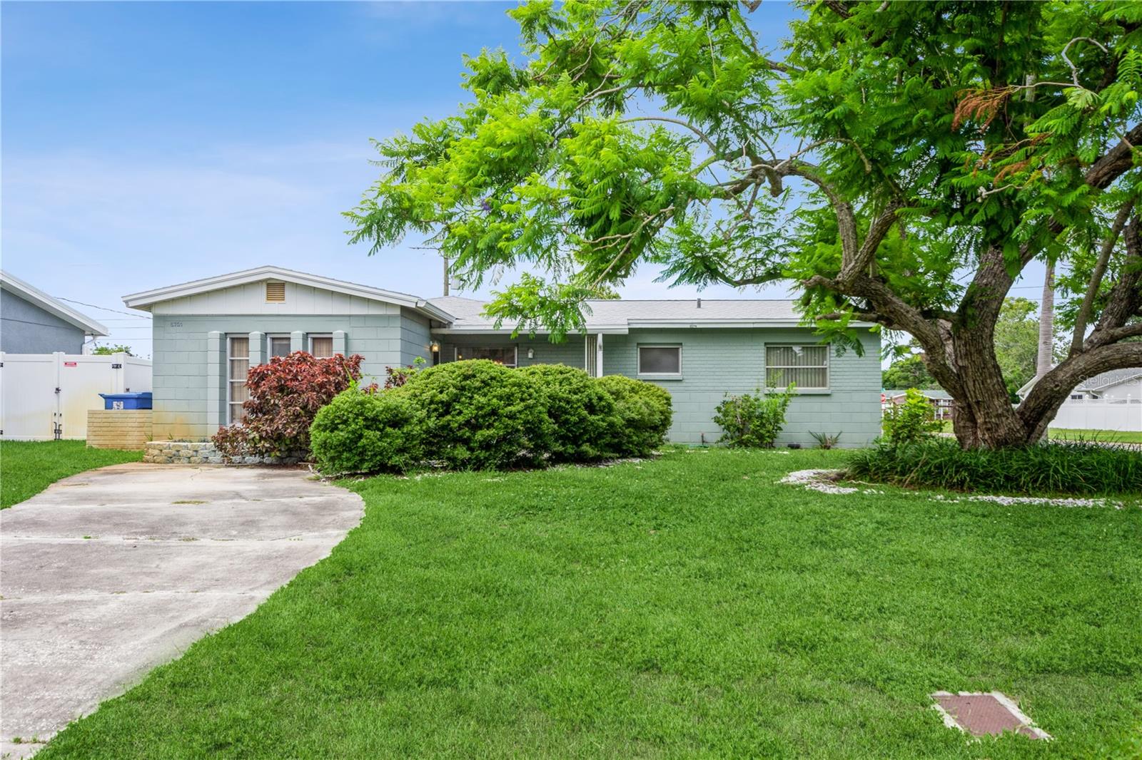 Details for 5701 14th Avenue N, ST PETERSBURG, FL 33710