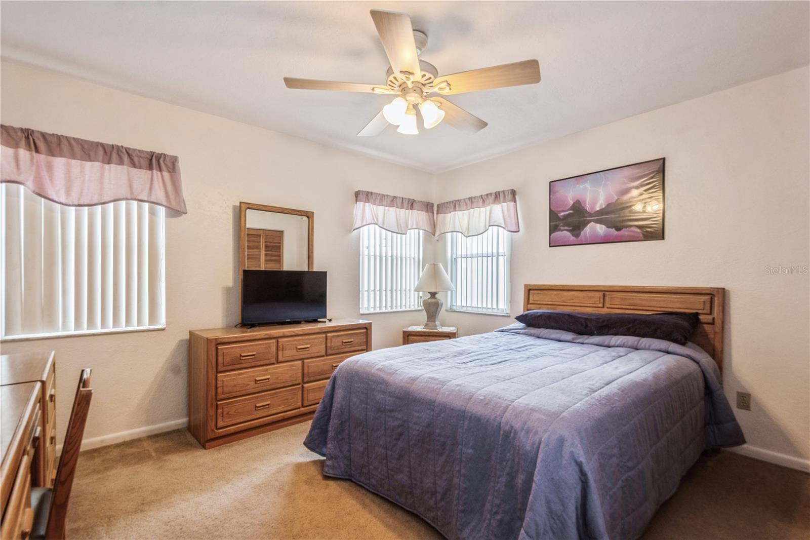 Image 21 of 36 For 5701 14th Avenue N