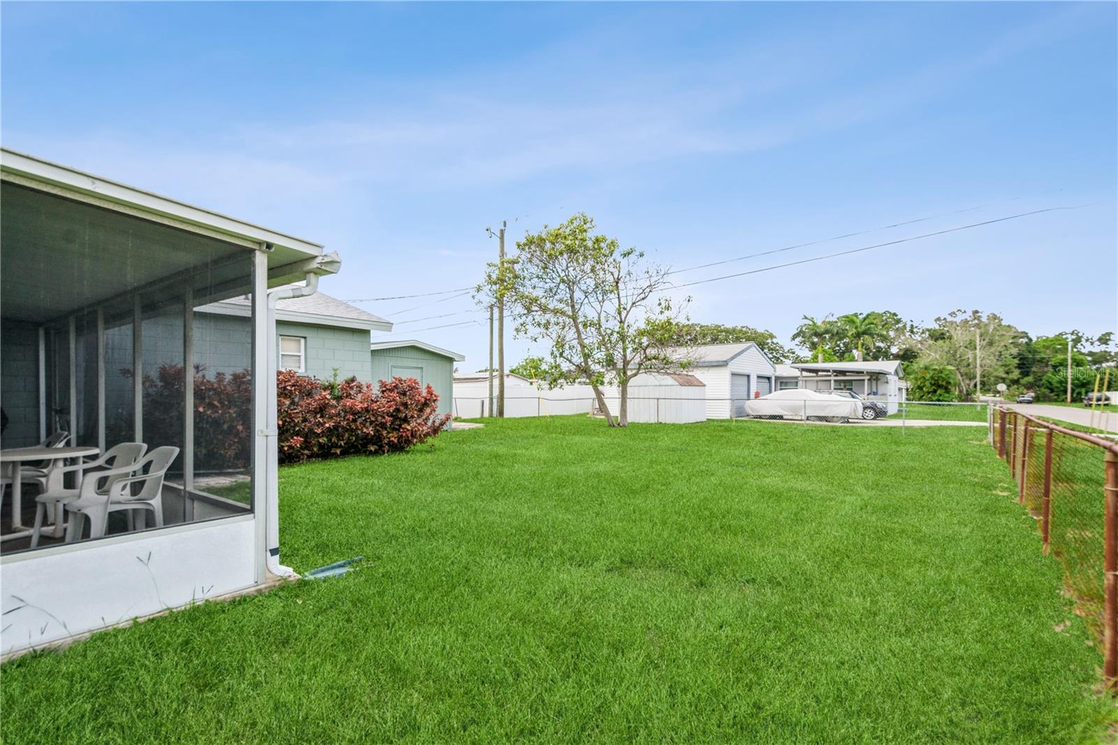 Image 28 of 36 For 5701 14th Avenue N