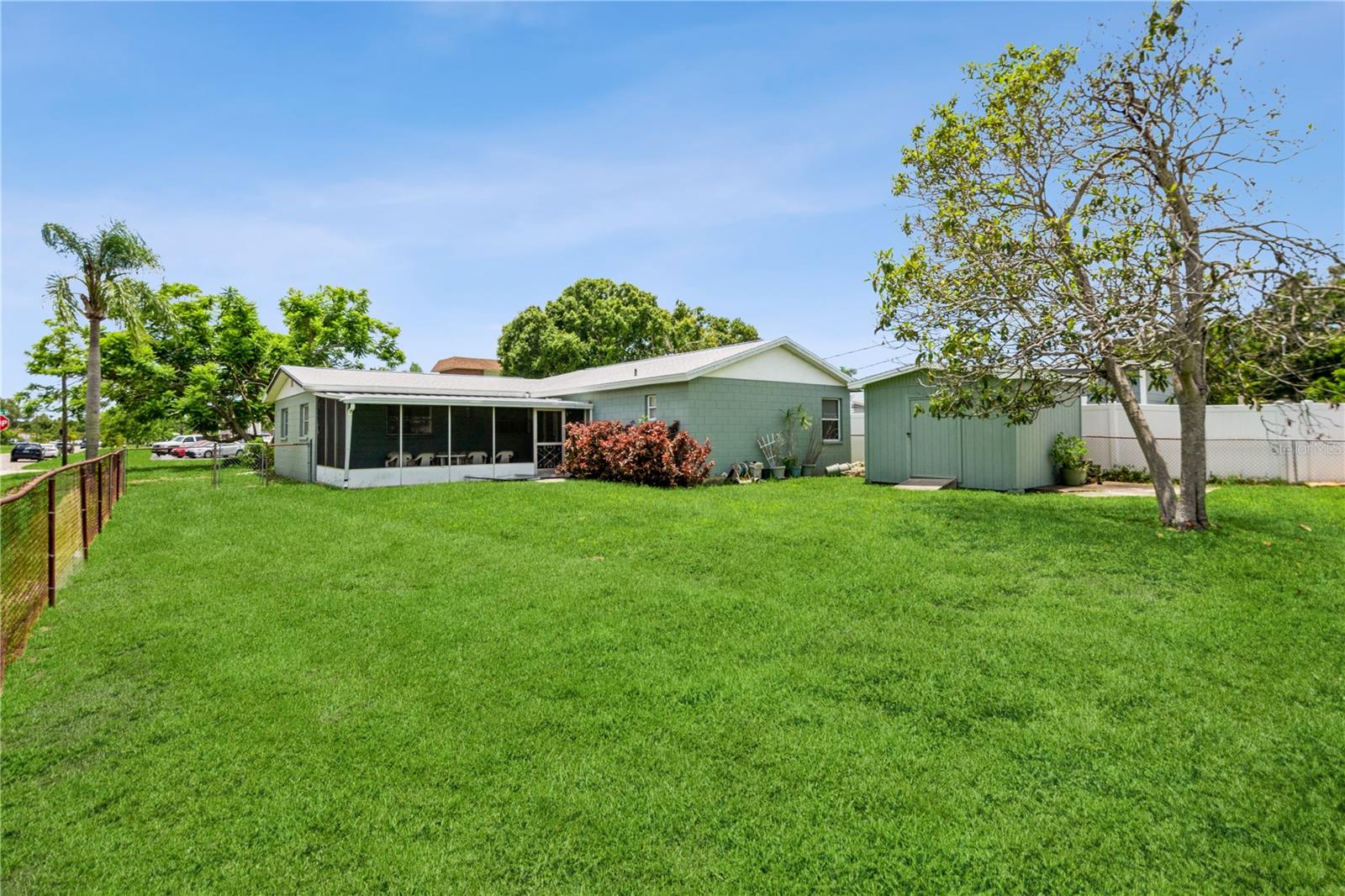Image 30 of 36 For 5701 14th Avenue N
