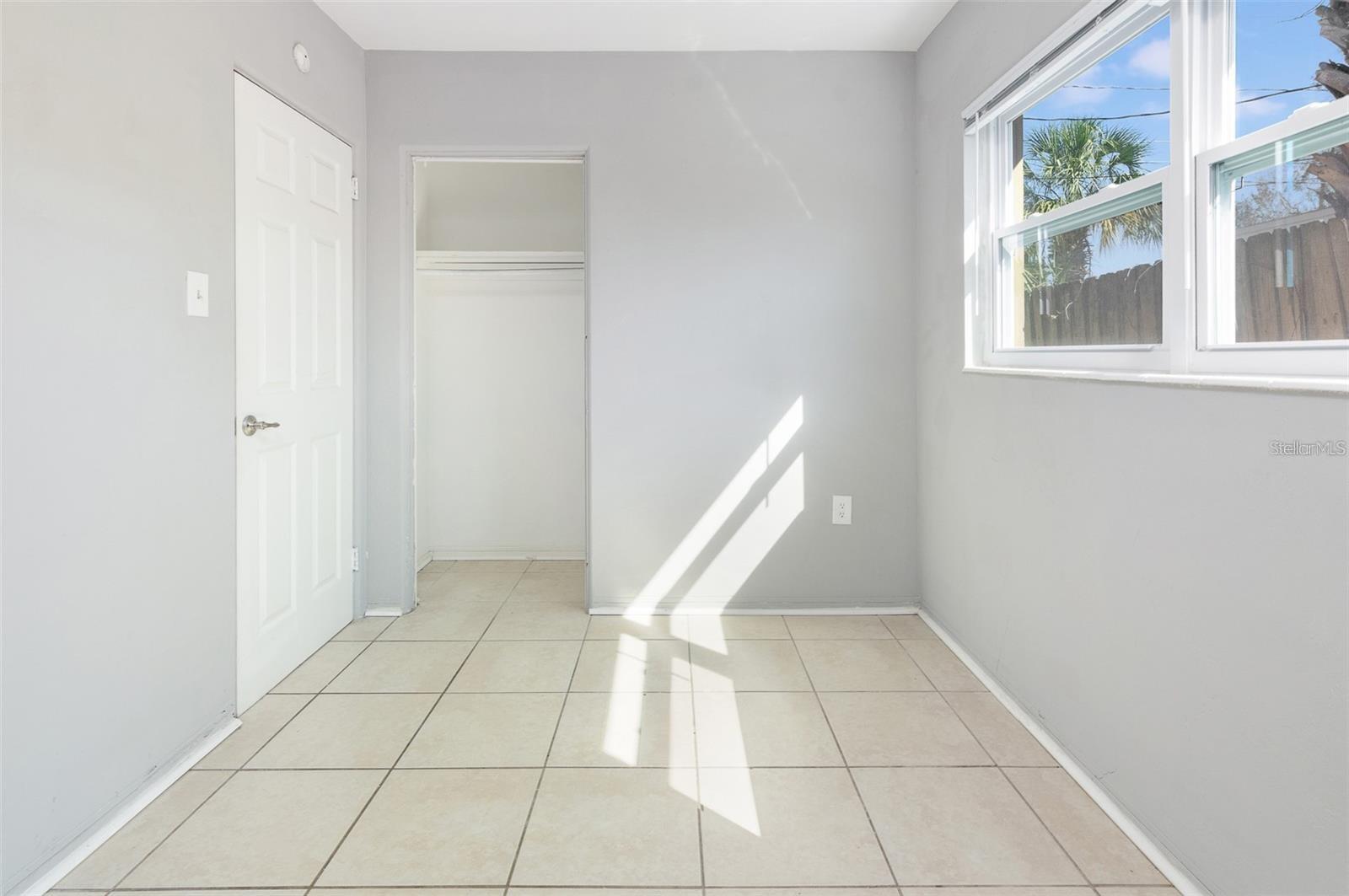 Image 12 of 26 For 3235 6th Avenue S