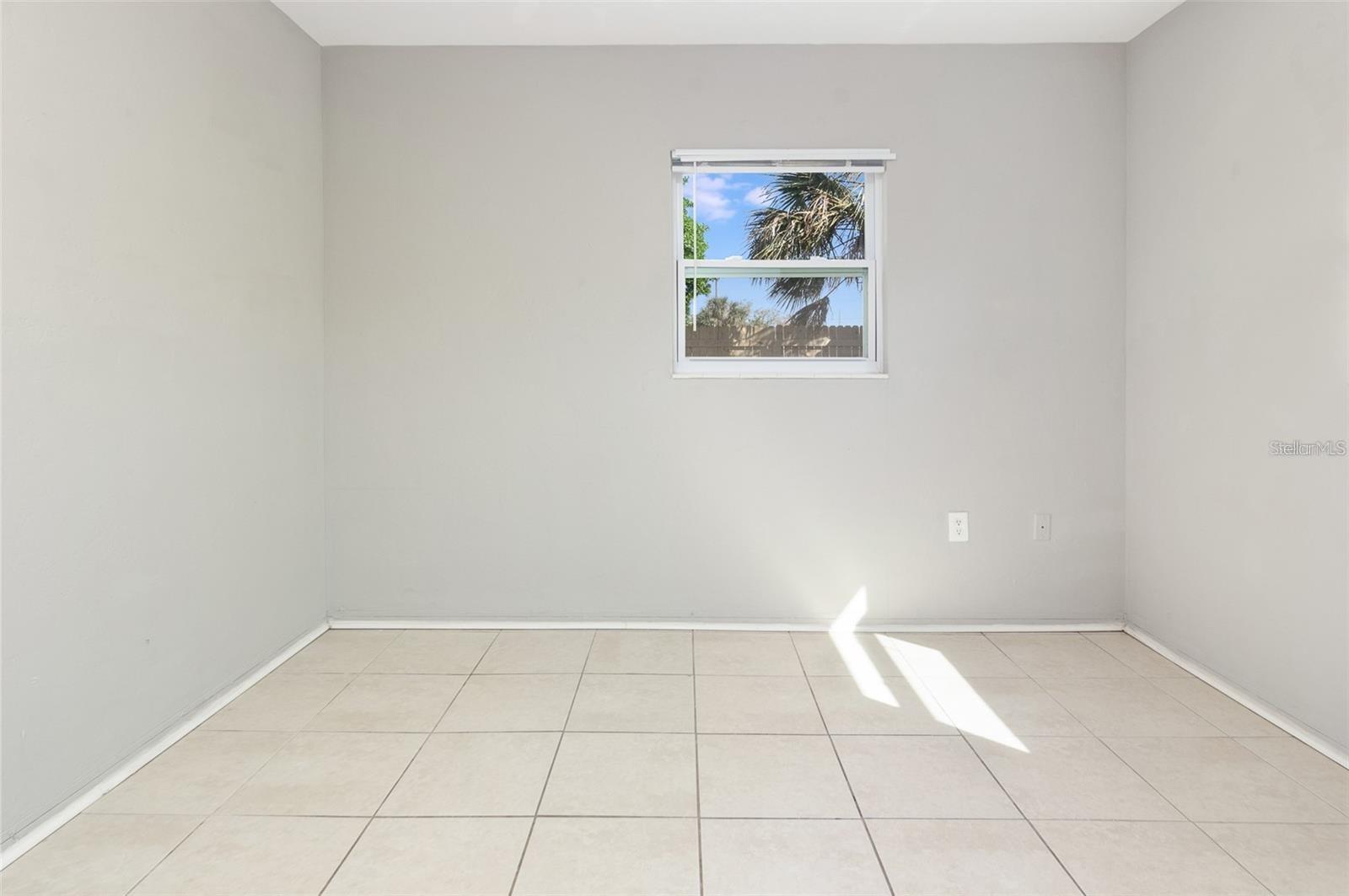 Image 13 of 26 For 3235 6th Avenue S