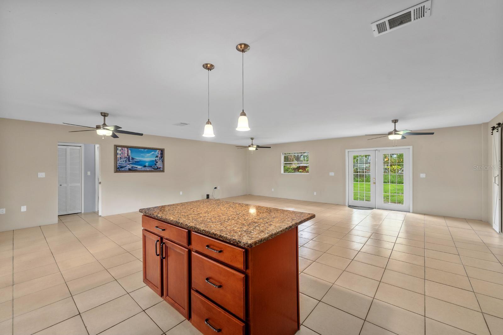 Image 11 of 27 For 1309 11th Avenue W
