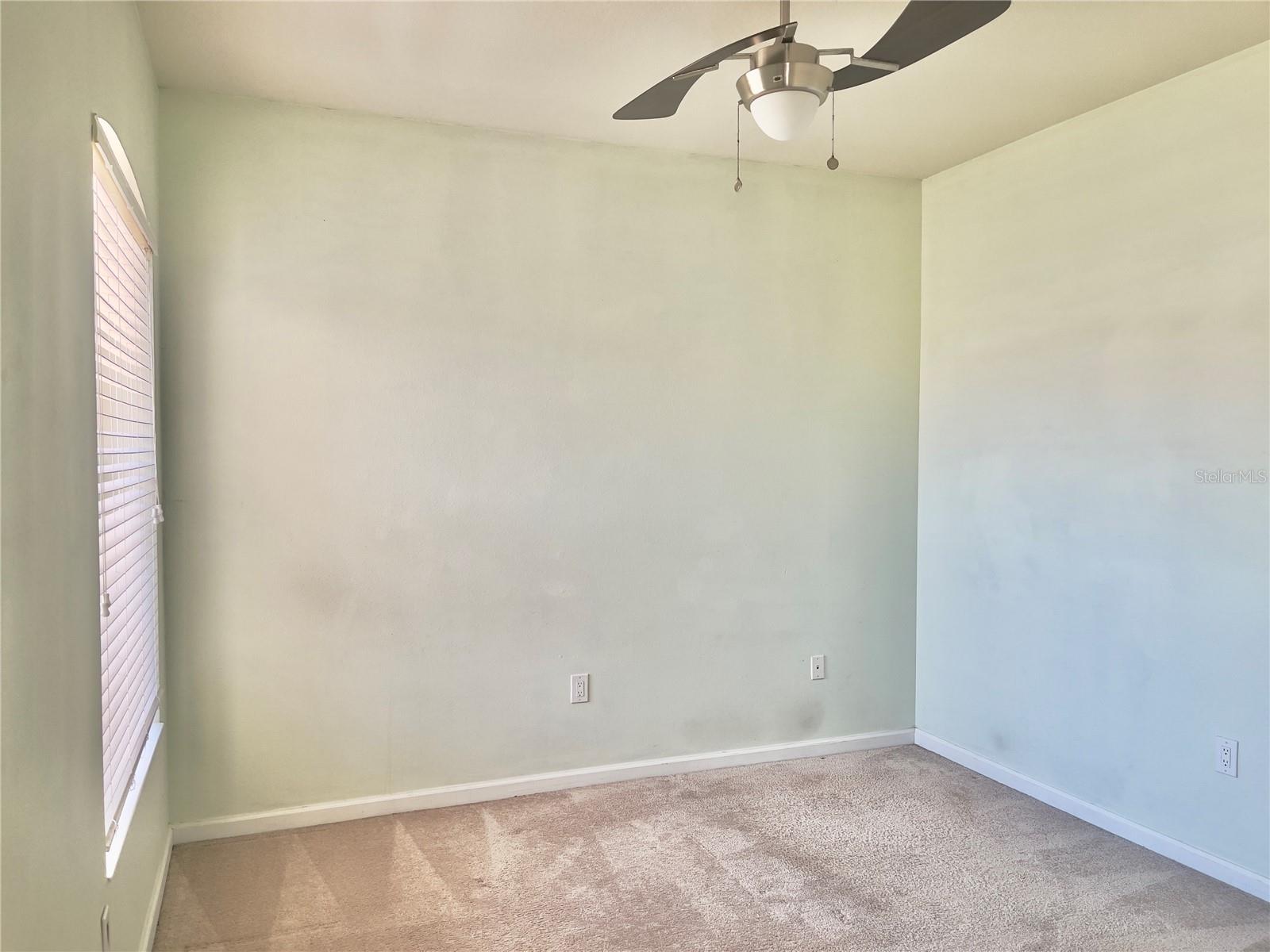 Image 18 of 30 For 824 Lantern Way