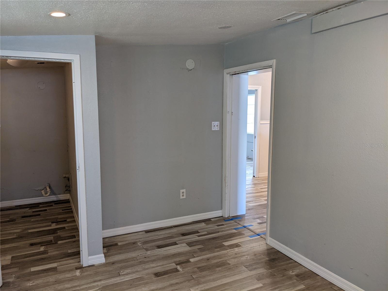 Listing photo id 14 for 4802 Drift Tide Drive