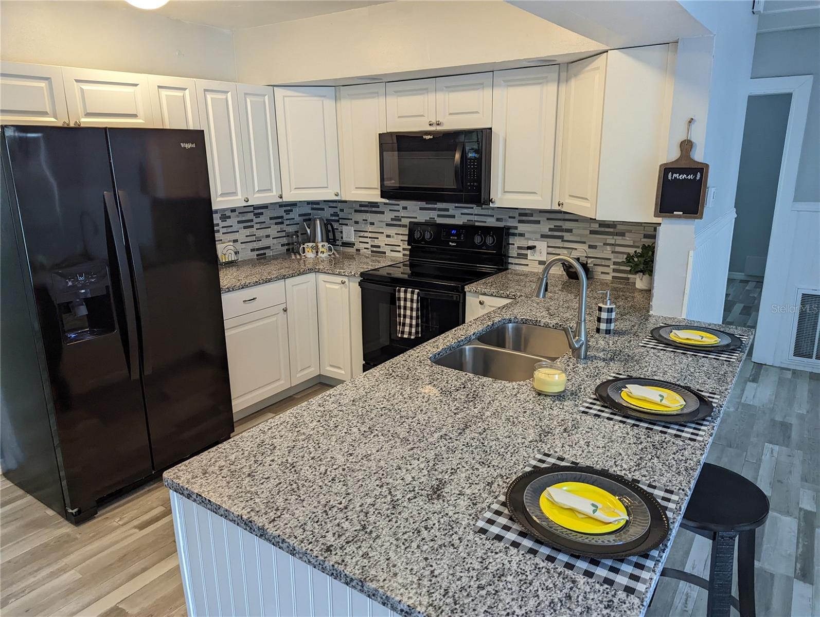 Listing photo id 16 for 4802 Drift Tide Drive