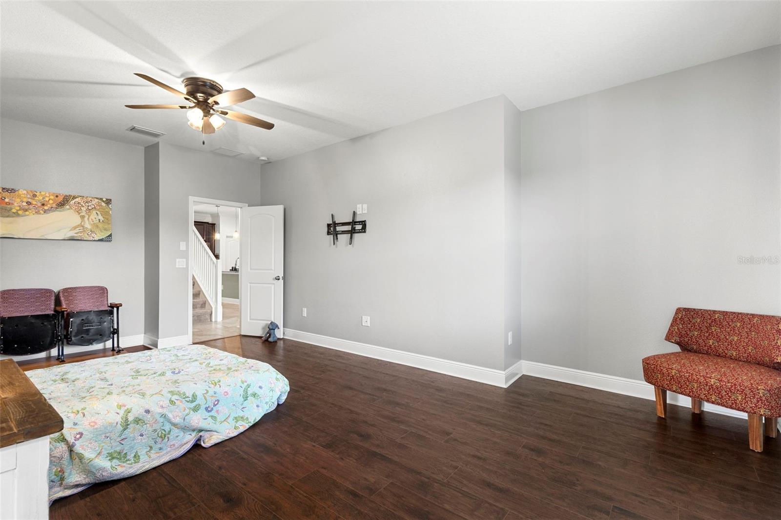 Listing photo id 21 for 13352 Palmera Vista Drive