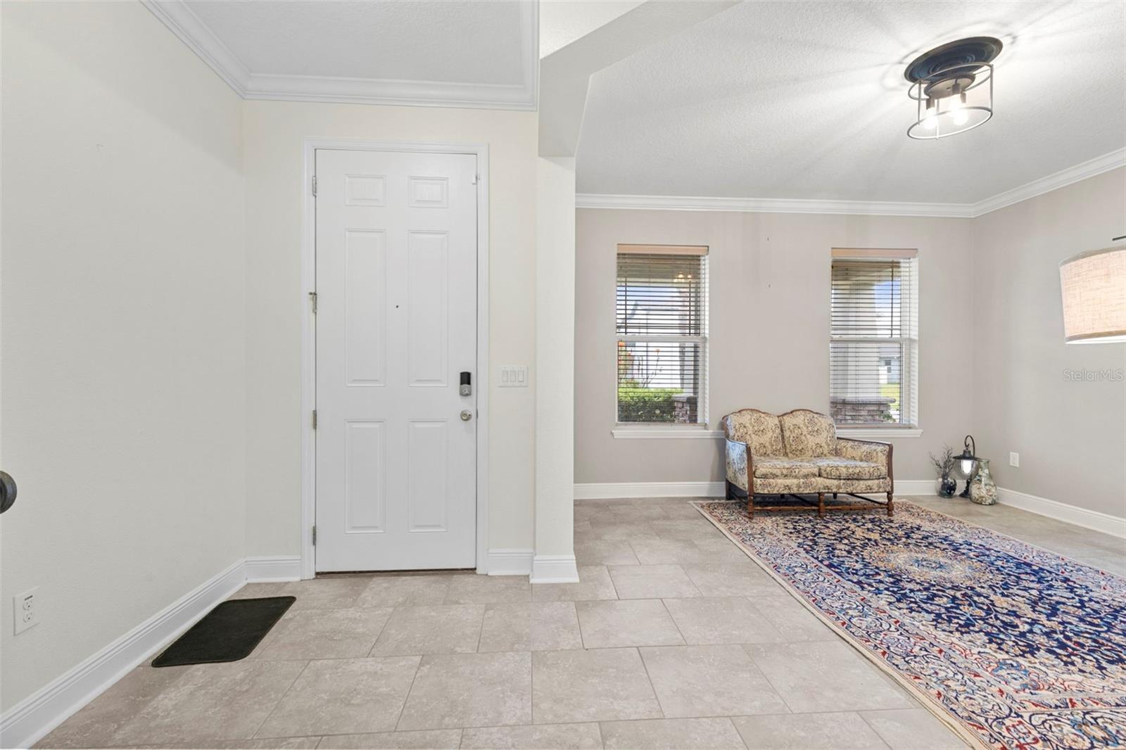 Listing photo id 3 for 13352 Palmera Vista Drive