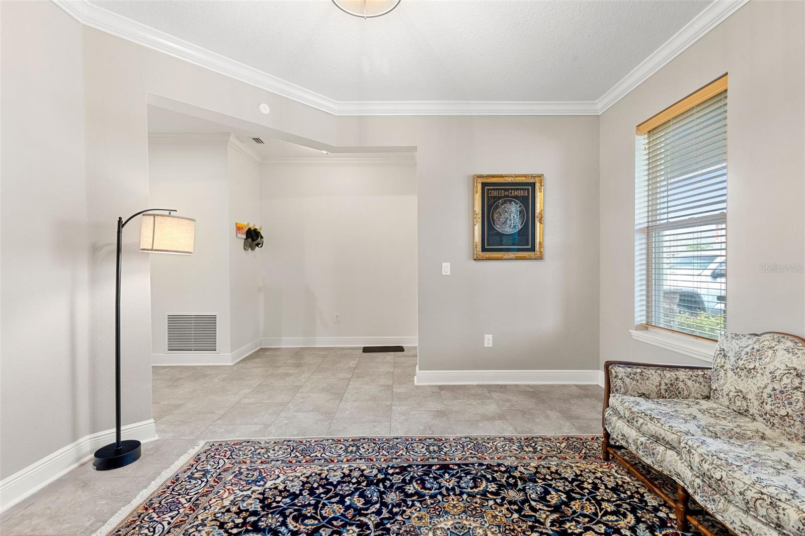Listing photo id 4 for 13352 Palmera Vista Drive