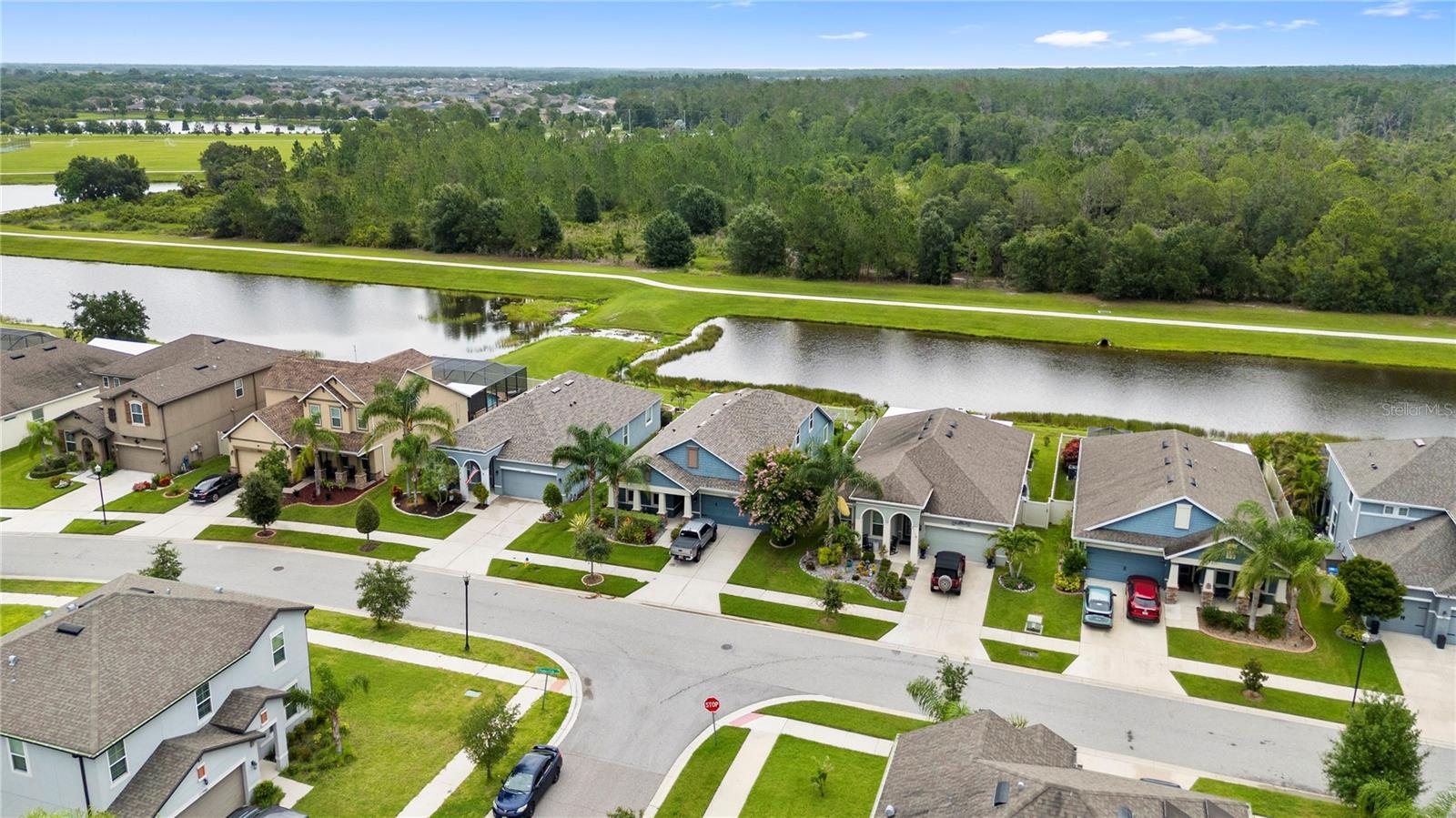 Image 70 of 75 For 13352 Palmera Vista Drive