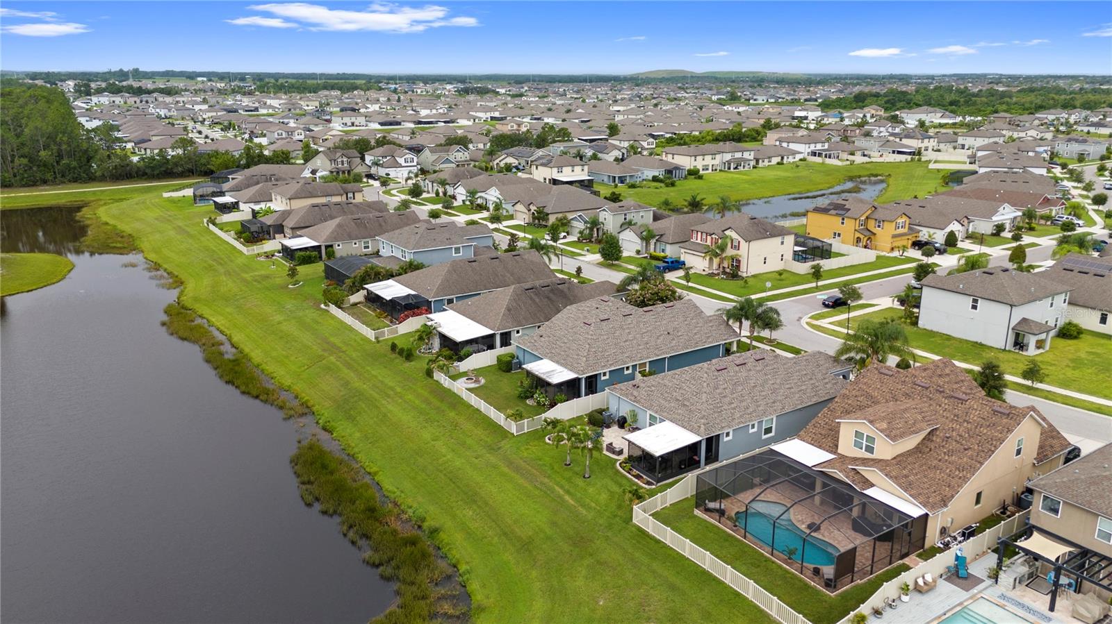 Image 72 of 75 For 13352 Palmera Vista Drive