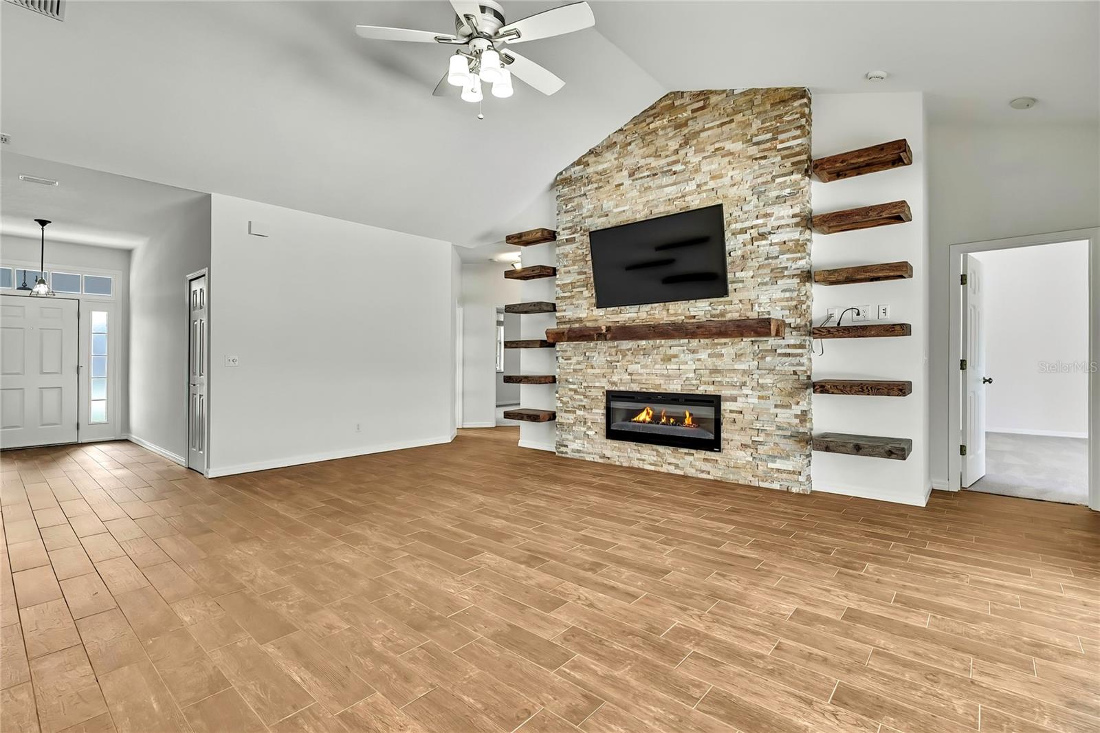 Image 5 of 65 For 22431 Panther Run Court