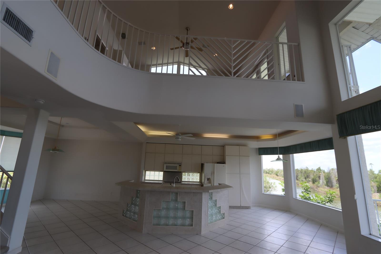 Listing photo id 13 for 3402 Amberjack Drive
