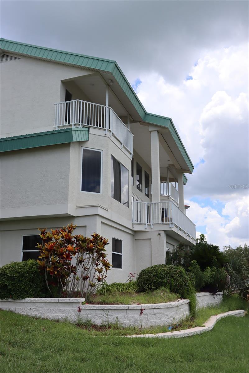 Listing photo id 3 for 3402 Amberjack Drive