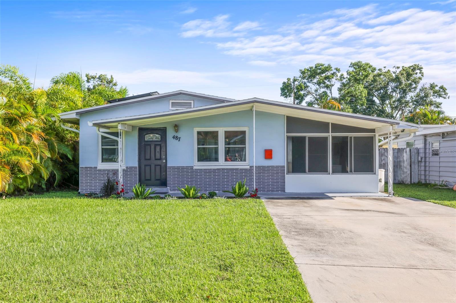 Details for 487 49th Avenue N, ST PETERSBURG, FL 33703