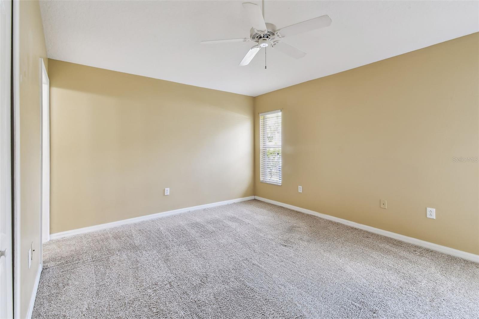 Image 13 of 45 For 8020 Carriage Pointe Drive