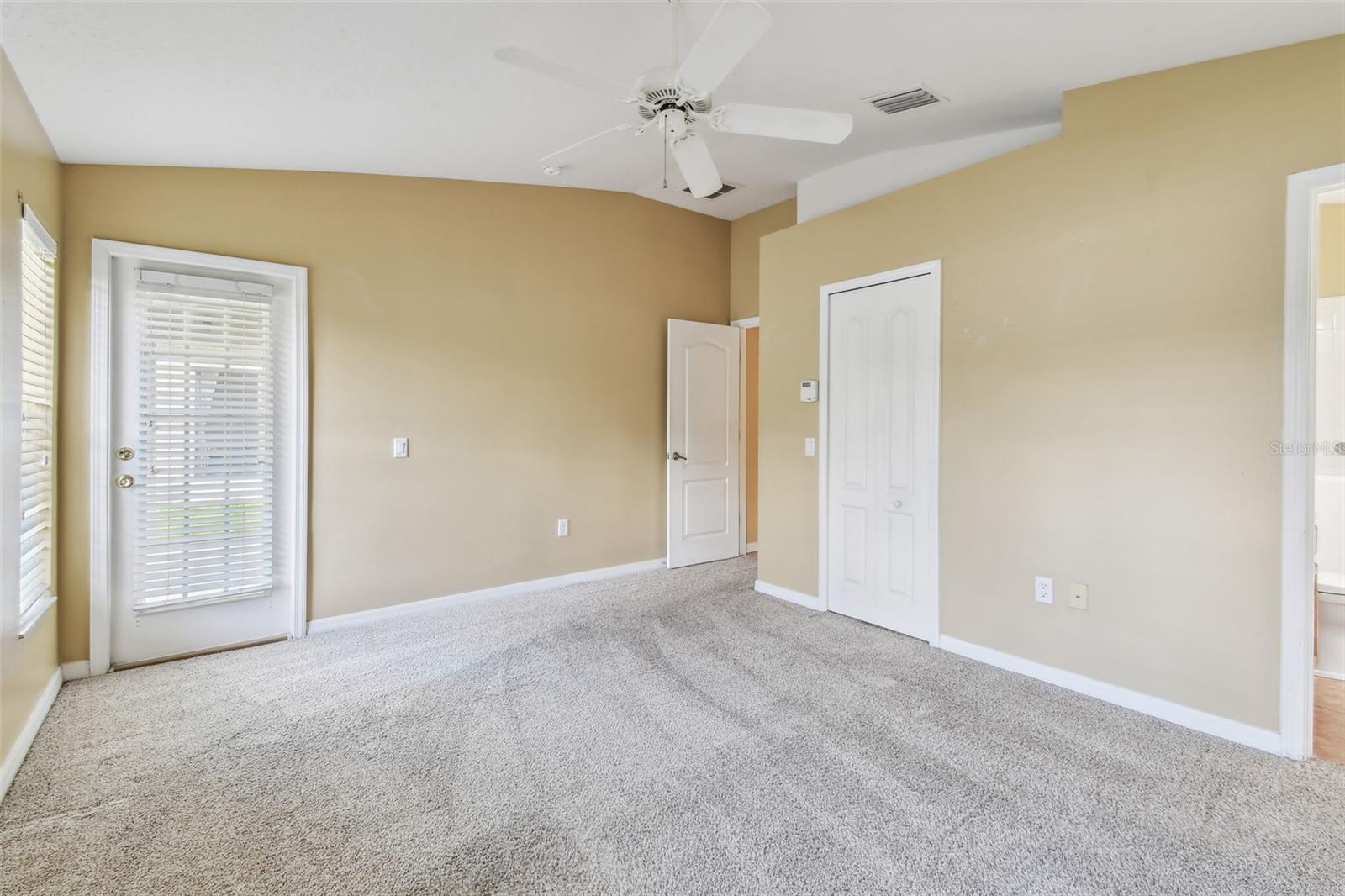 Image 15 of 45 For 8020 Carriage Pointe Drive