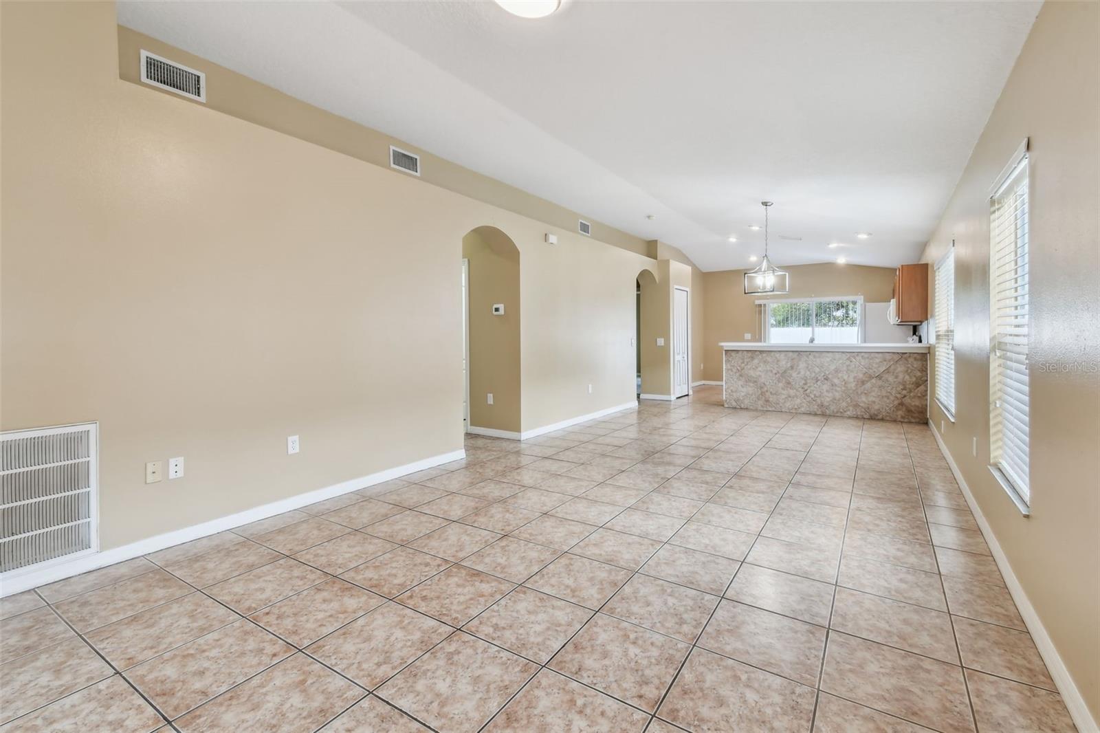 Image 5 of 45 For 8020 Carriage Pointe Drive