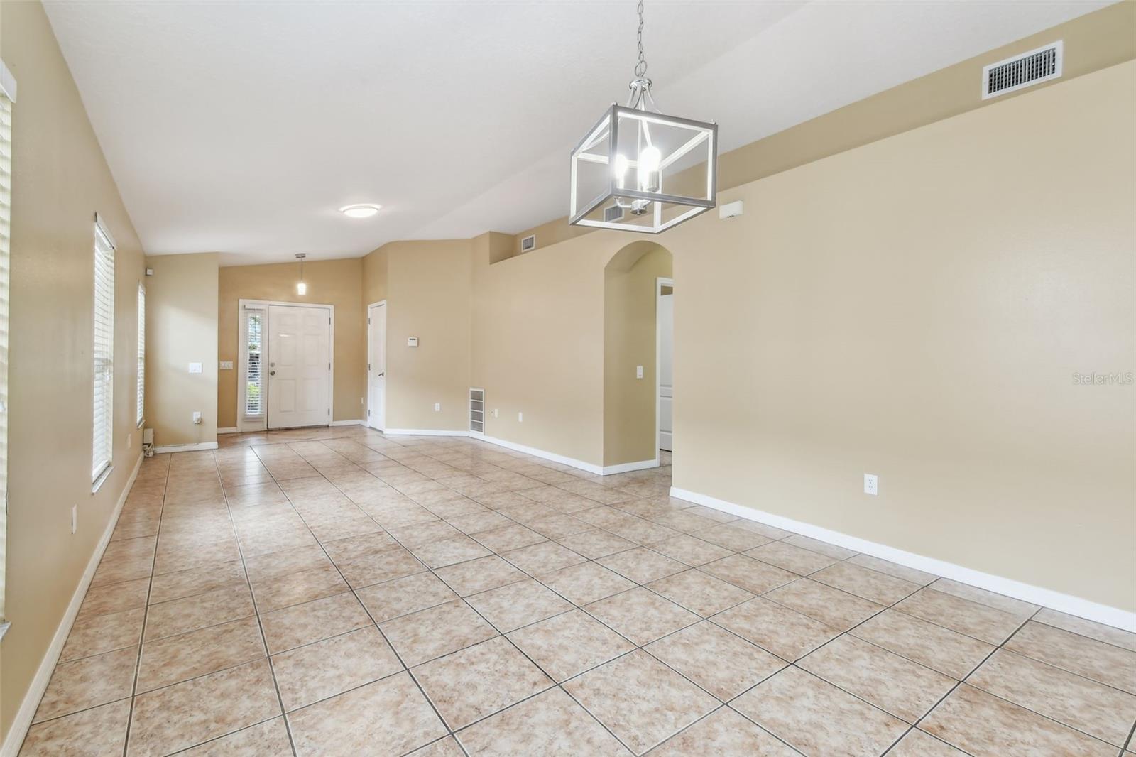 Image 7 of 45 For 8020 Carriage Pointe Drive