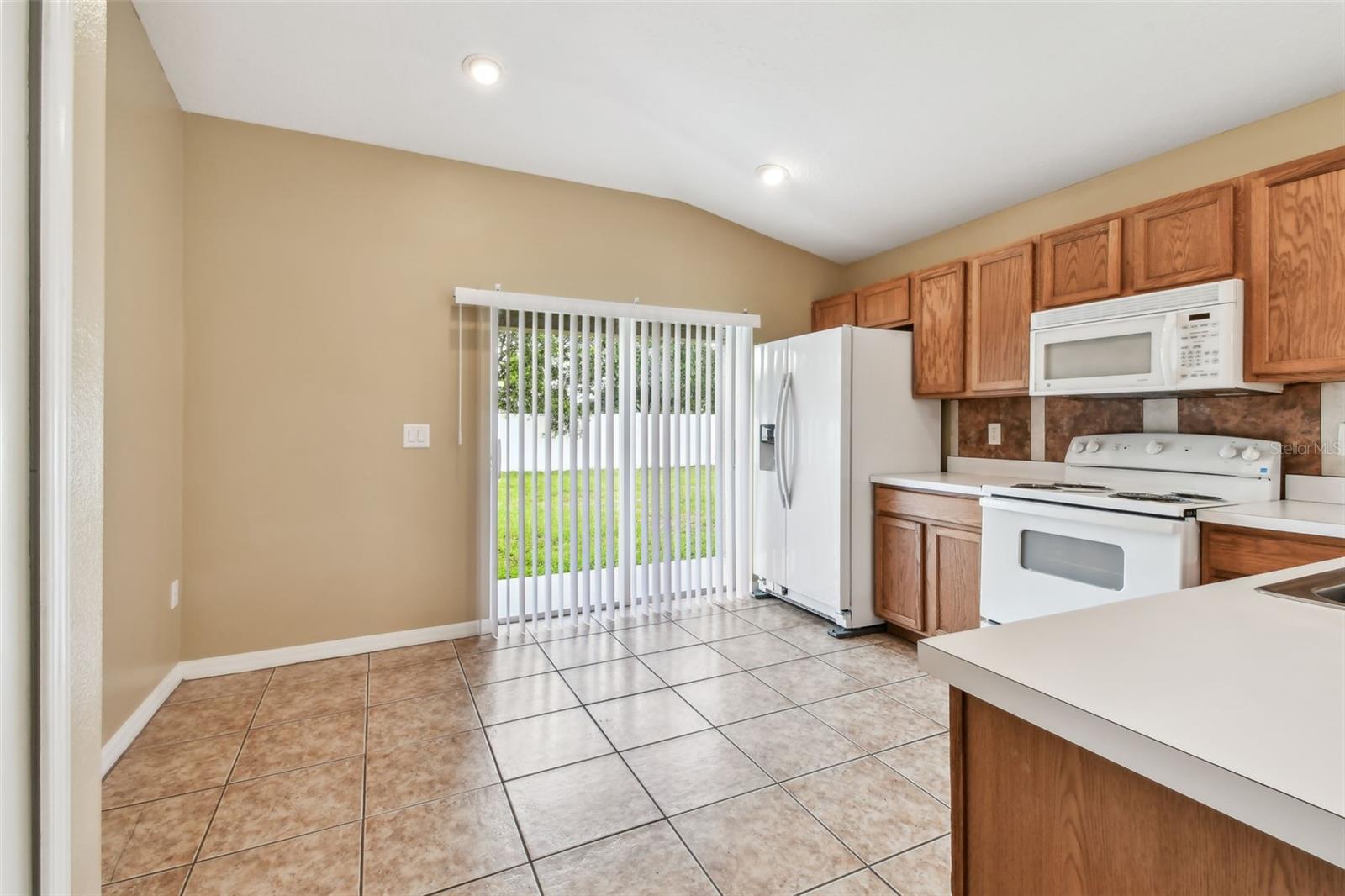 Image 9 of 45 For 8020 Carriage Pointe Drive