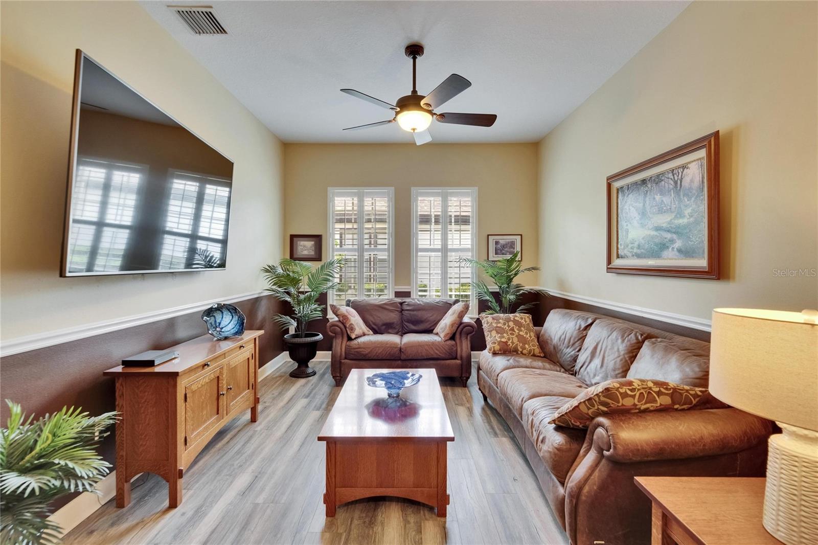 Listing photo id 38 for 8704 Winsome Way