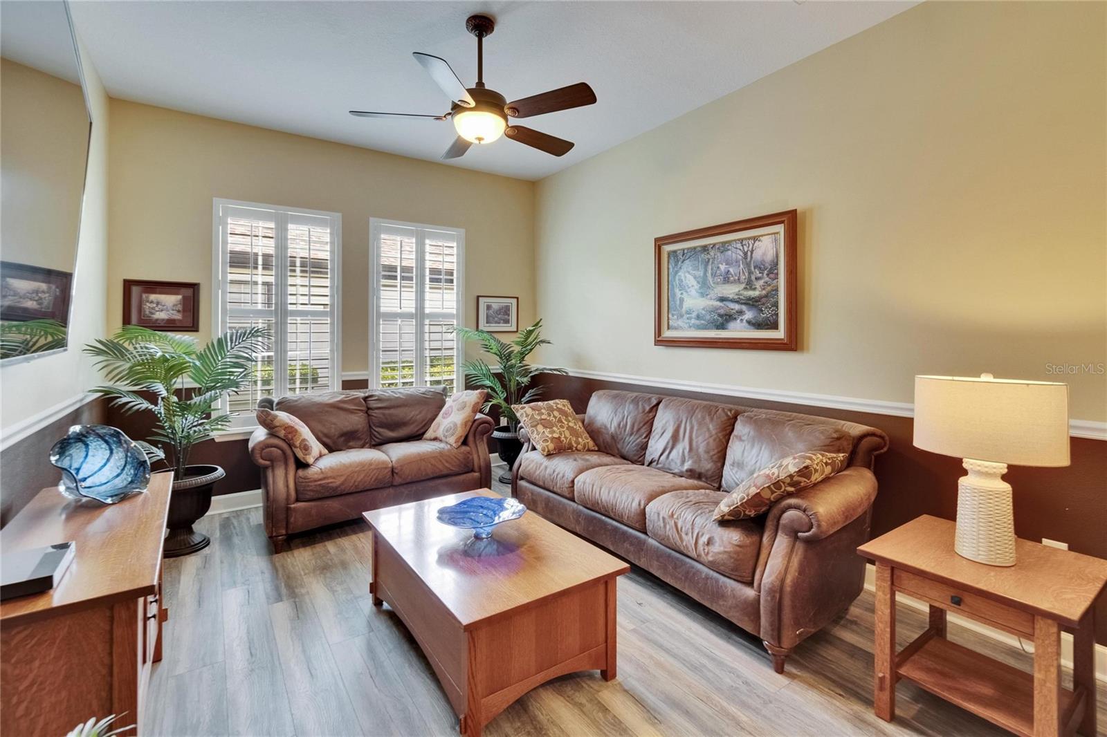 Listing photo id 39 for 8704 Winsome Way