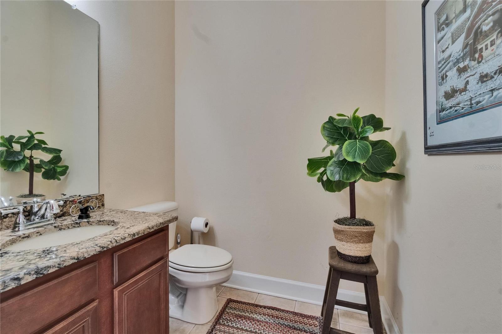 Listing photo id 60 for 8704 Winsome Way