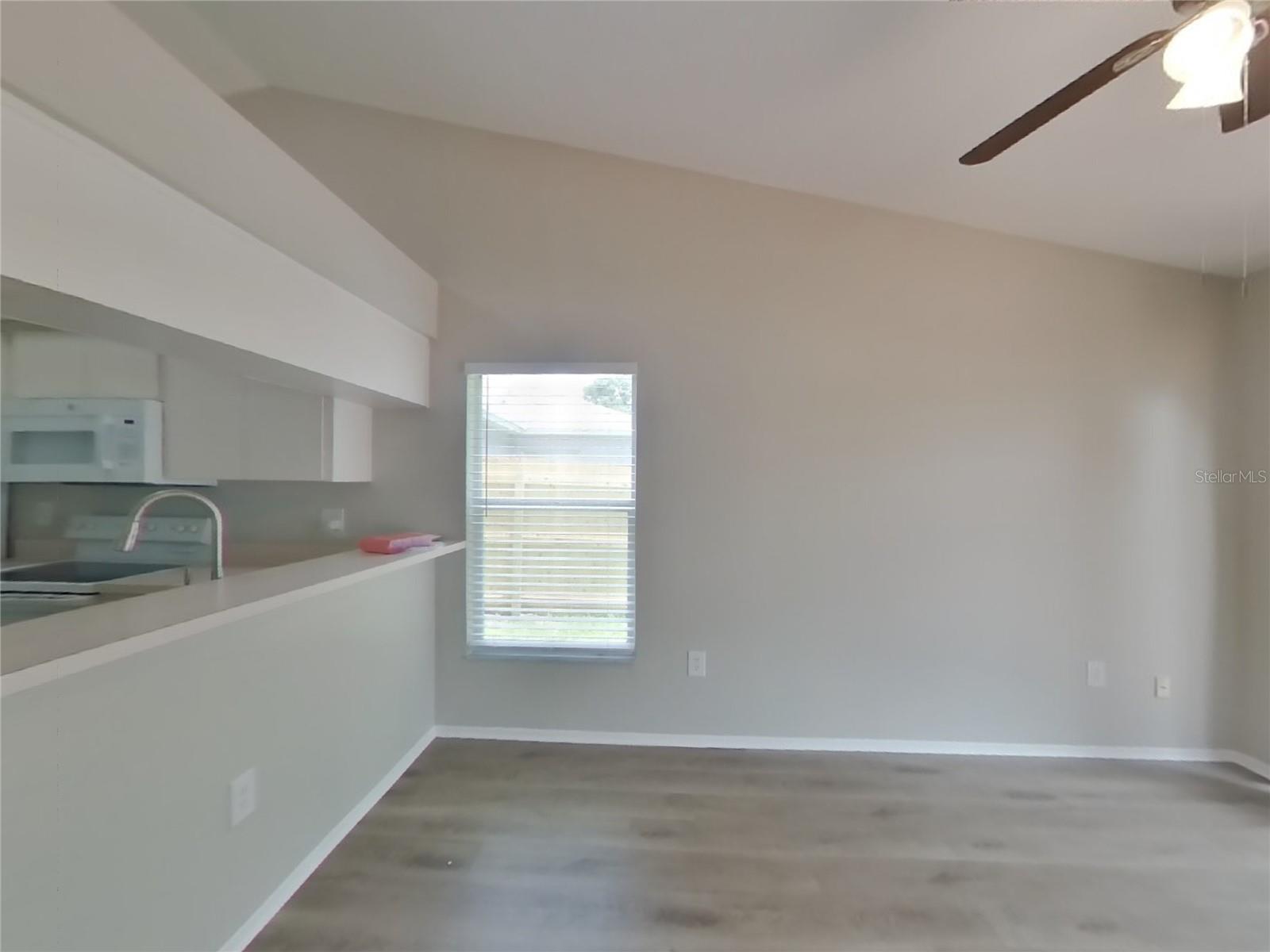 Image 3 of 17 For 1216 Cressford Place
